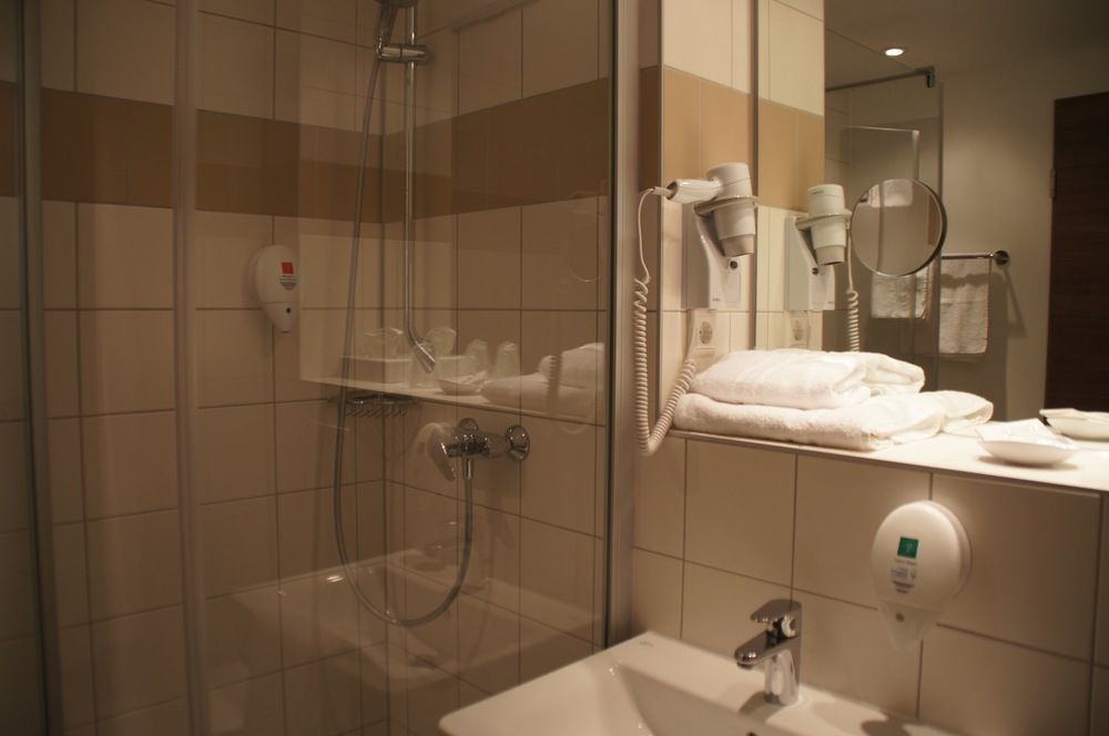 Euro Hotel Friedberg מראה חיצוני תמונה